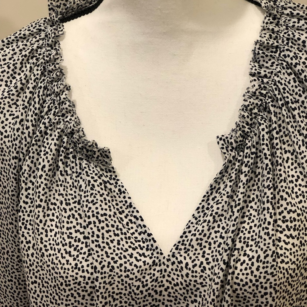 Ann Taylor Silky Style Top - Picture 6 of 8